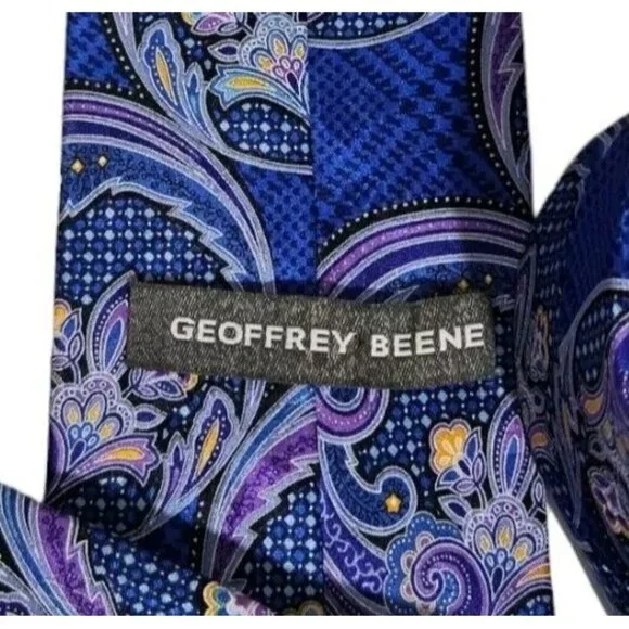 GEOFFREY BEENE Men's 100% Silk Necktie DESIGNER Tie Blue Paisley W:3.2" EUC - Picture 2 of 4
